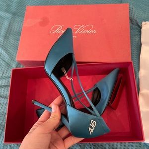 Roger Vivier heel